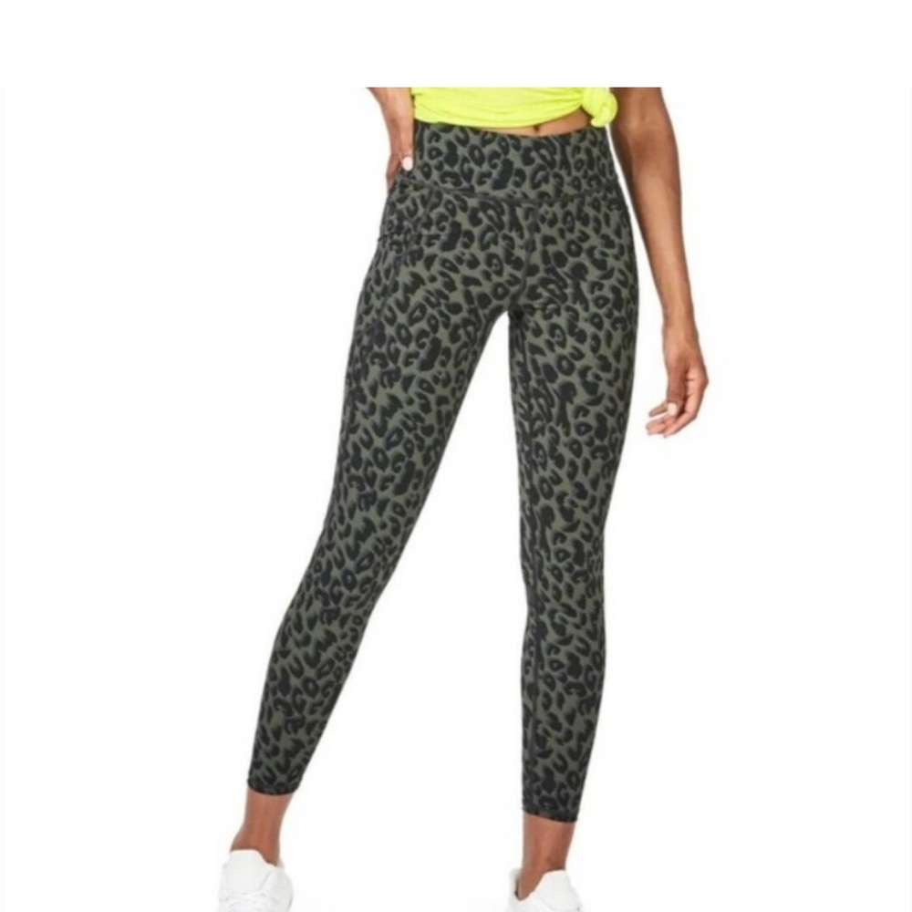 Sweaty Betty Leopard Print Women's Leggings 7/8 length